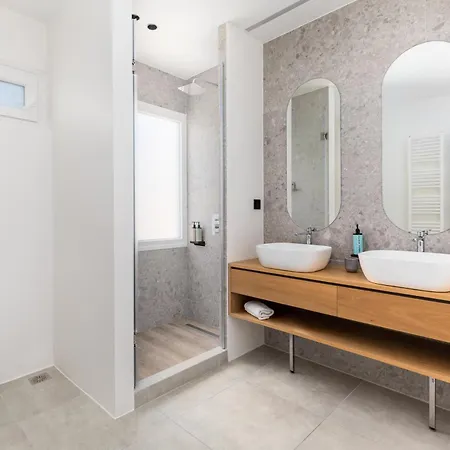 Oddity Seafront Penthouse Daire *