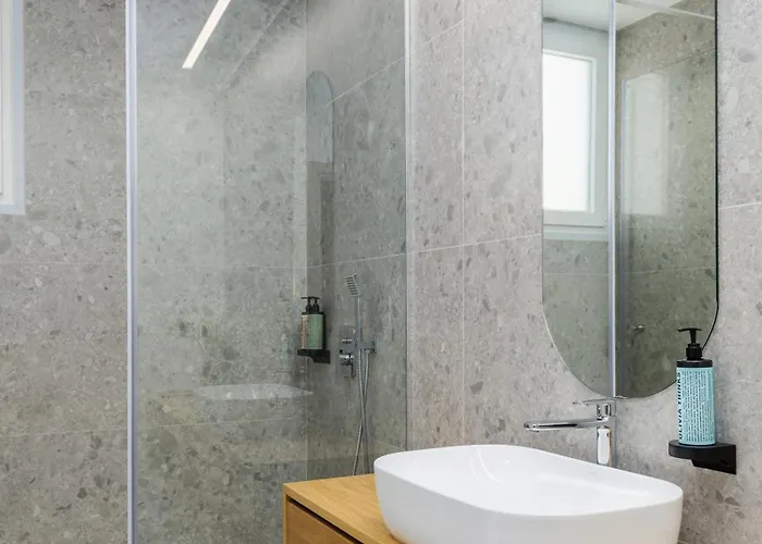 Апартаменты Oddity Seafront Penthouse *