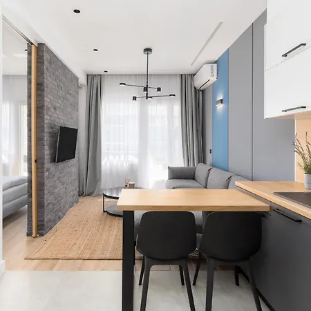 Oddity Seafront Penthouse شقة *