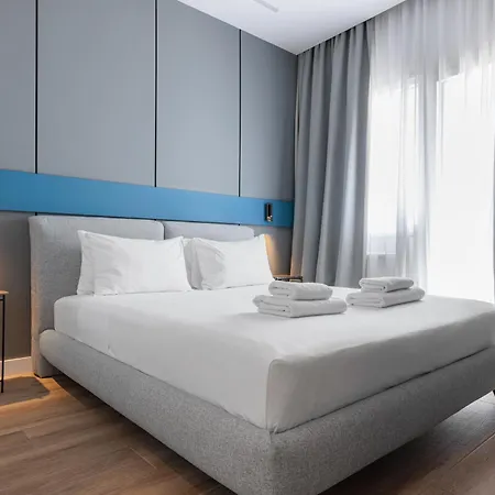 Apartman Oddity Seafront - Lively Area, Steps From The Sea Szaloniki