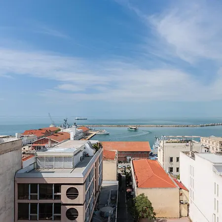 Apartman Oddity Seafront - Lively Area, Steps From The Sea Szaloniki