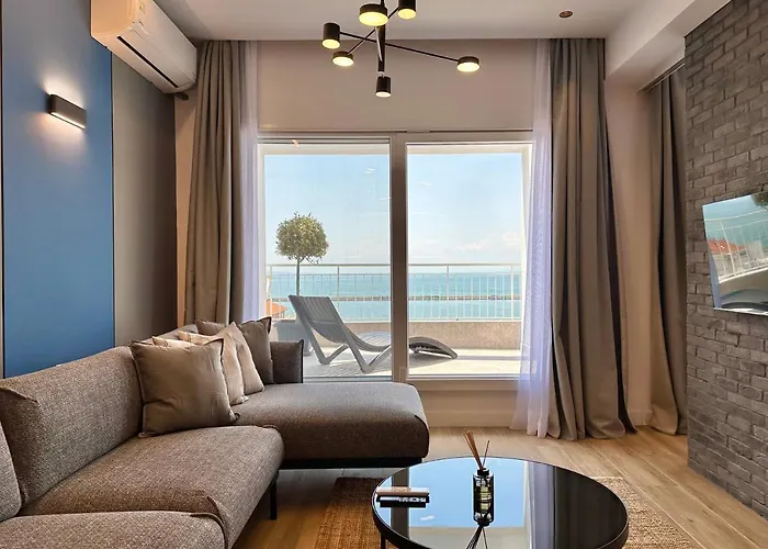 Апартаменты Oddity Seafront Penthouse *