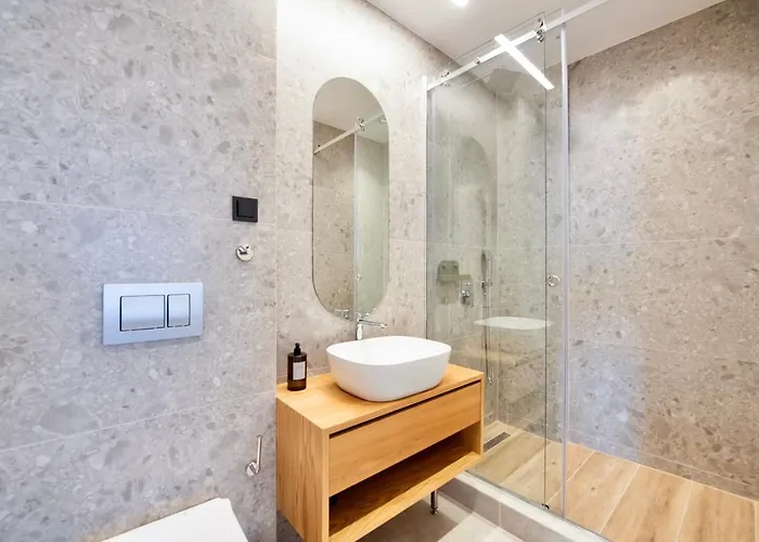 Oddity Seafront Penthouse *