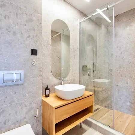 Oddity Seafront Penthouse *